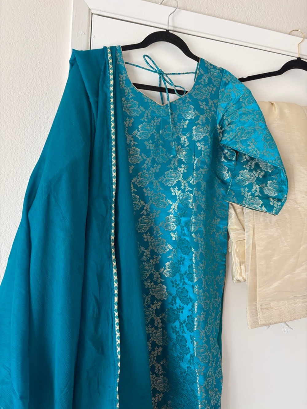 Teal Chikankari-Style Indian outfit Kameez with Cream Bottom 3 piece Indian suit